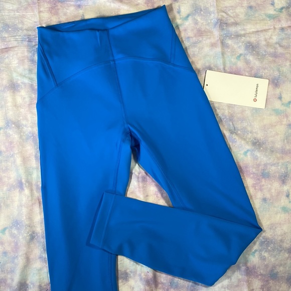 🪩[ lululemon ] InStill HR Tight 25” in Poolside Blue - Picture 4 of 10